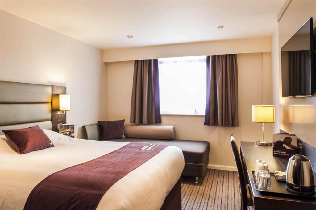 Premier Inn London Uxbridge Eksteriør billede