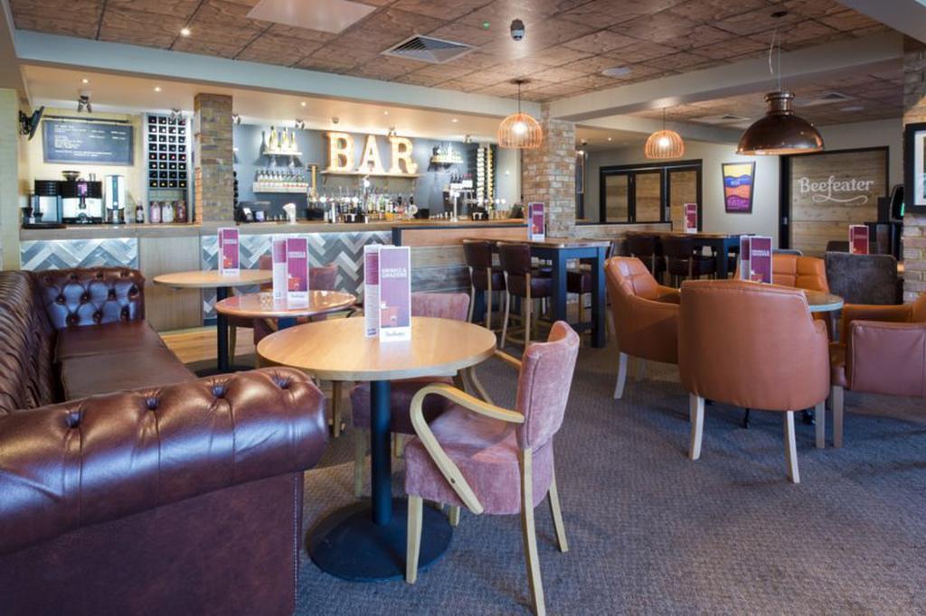 Premier Inn London Uxbridge Eksteriør billede
